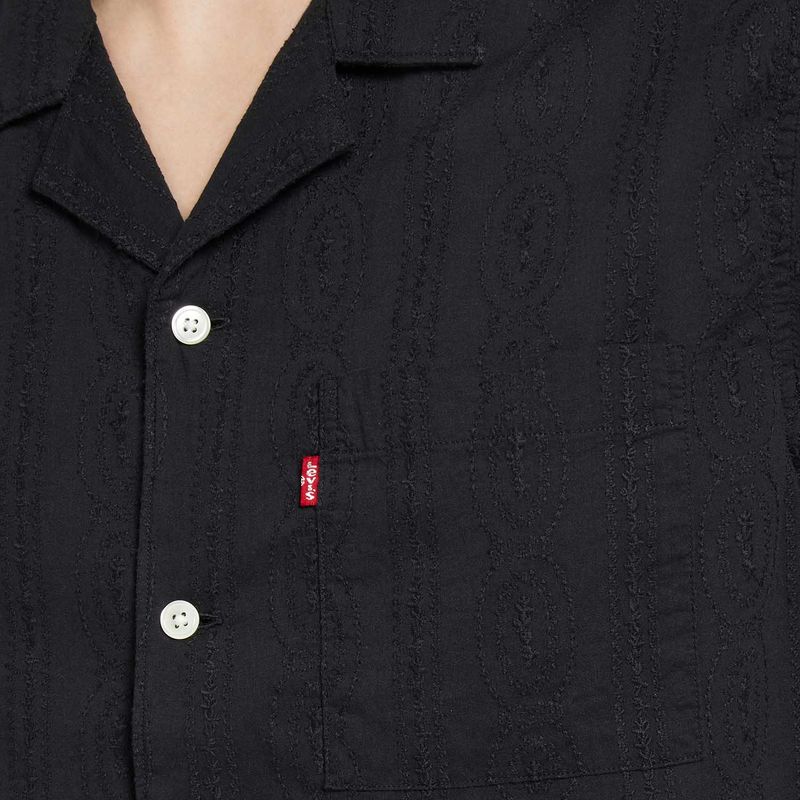 726250115_Levis -3.jpg