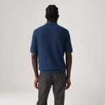 A72940012_levis-2.jpg