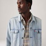723340734_levis-2.jpg