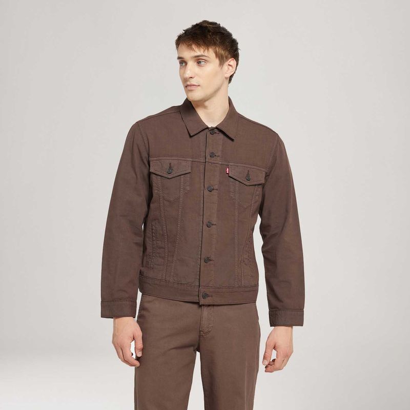 723340753_levis-1.jpg