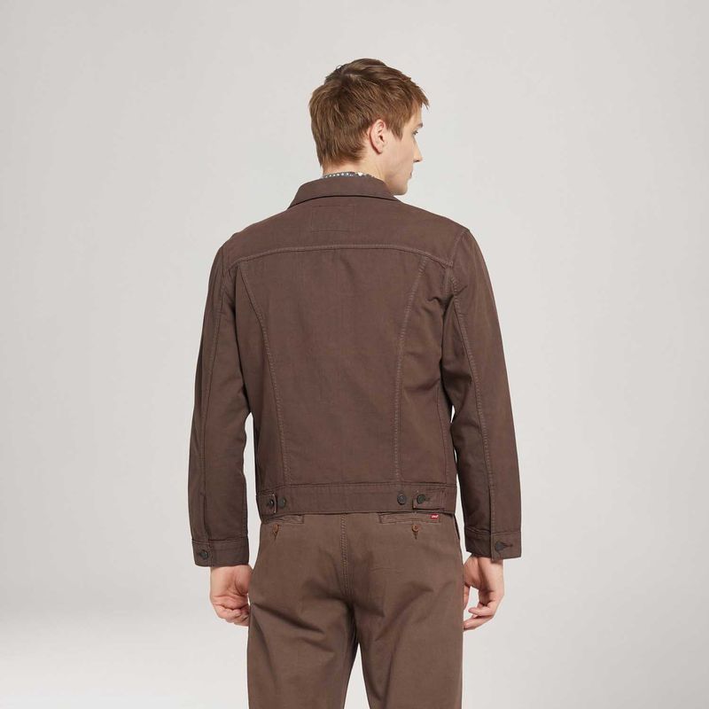 723340753_levis-3.jpg