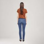 196260558_levis-3.jpg