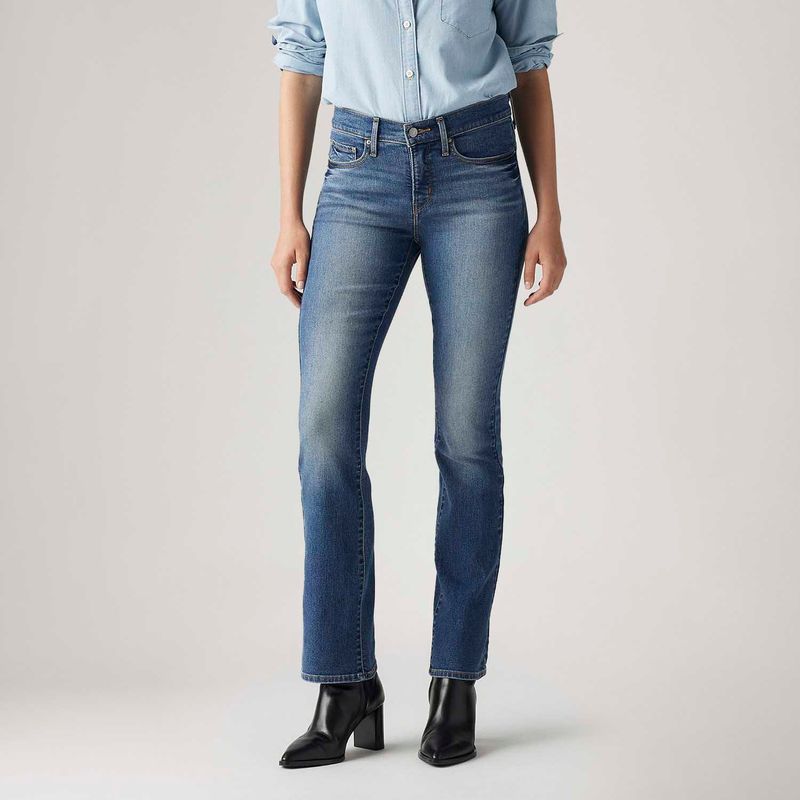 196320141_levis-1.jpg