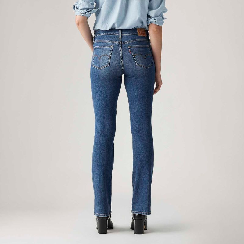 196320141_levis-3.jpg