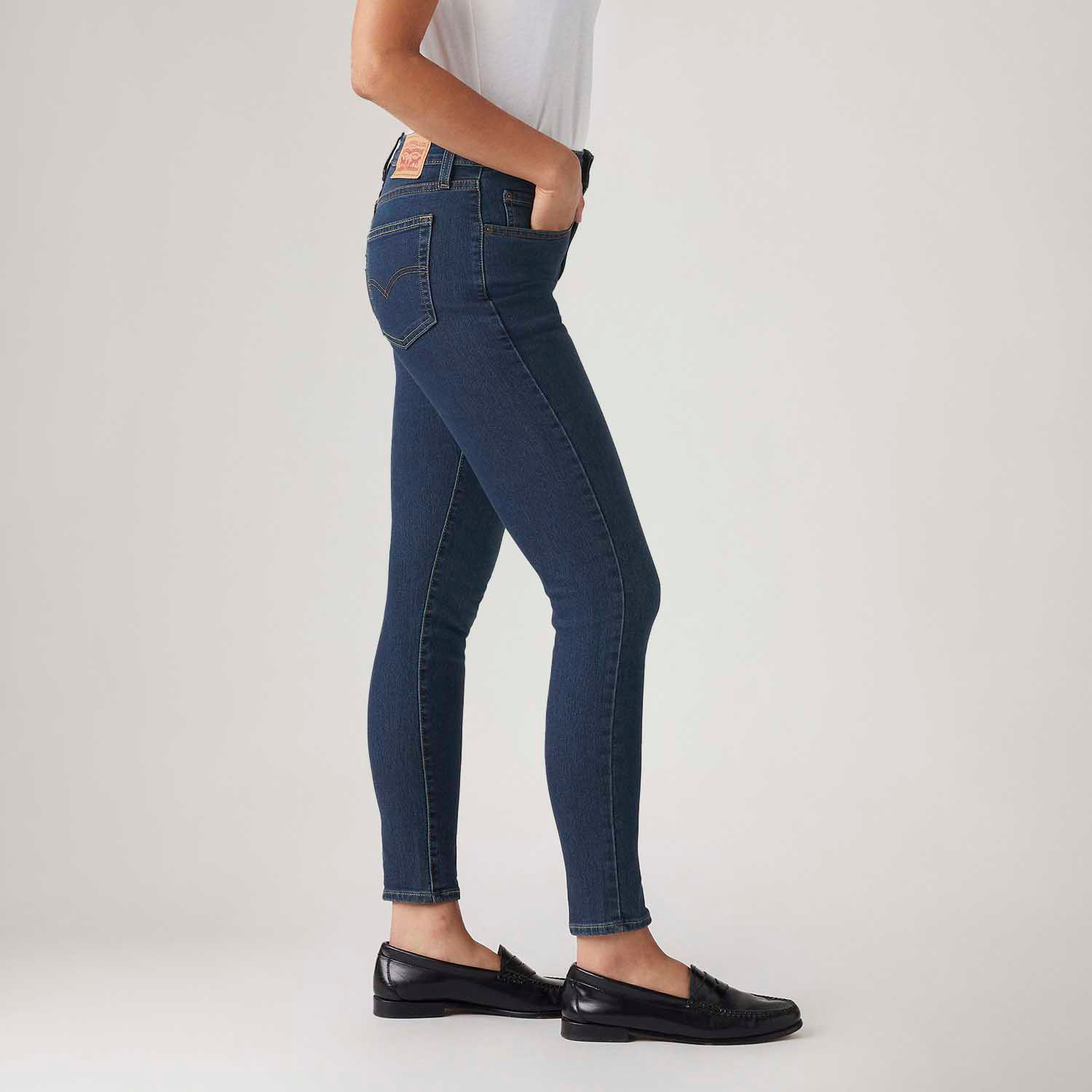 Calça Jeans Levi's® 721® High Rise Skinny Lavagem Escura Calça Jeans Levi's® 721® High Rise Skinny Lavagem Escura