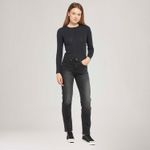 188830324_levis-4.jpg