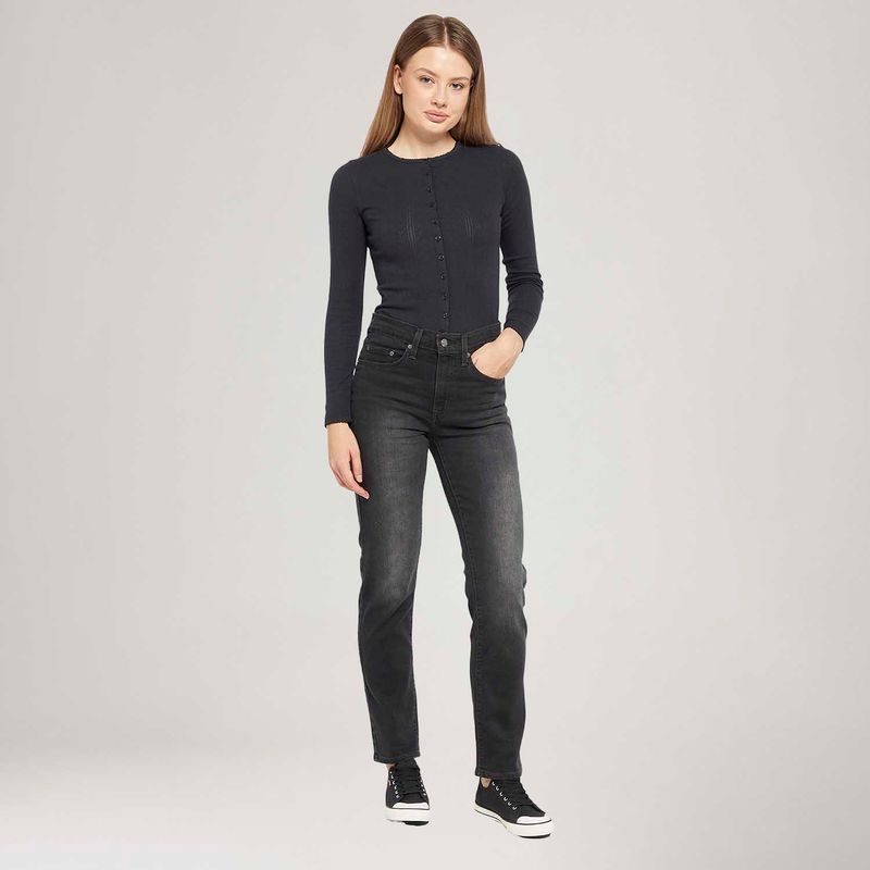 188830324_levis-4.jpg