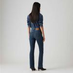 187590195_levis-3.jpg