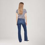 187590196_levis-3.jpg