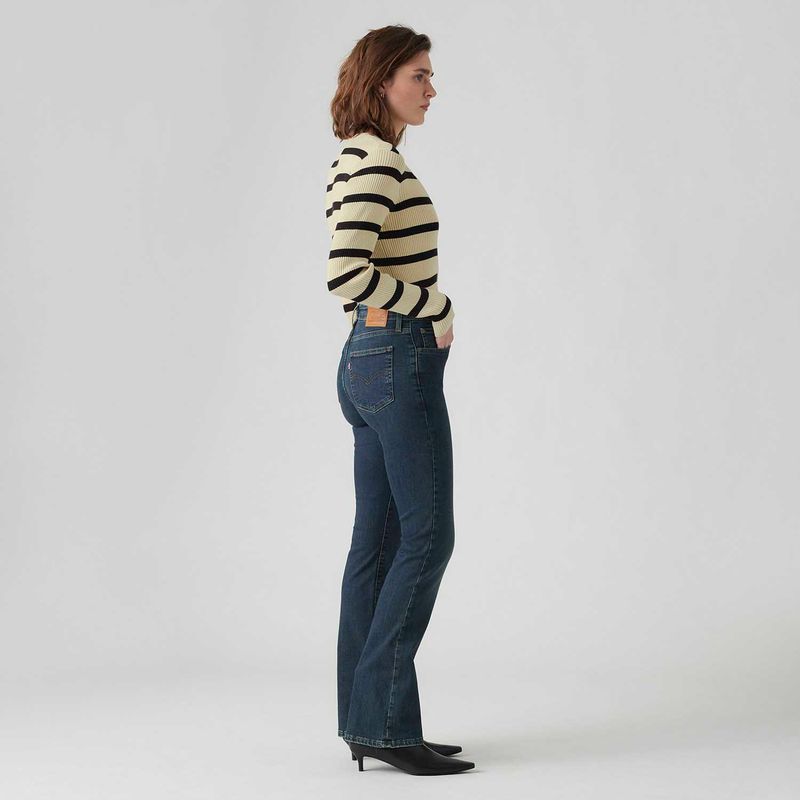 187590190_levis-3.jpg
