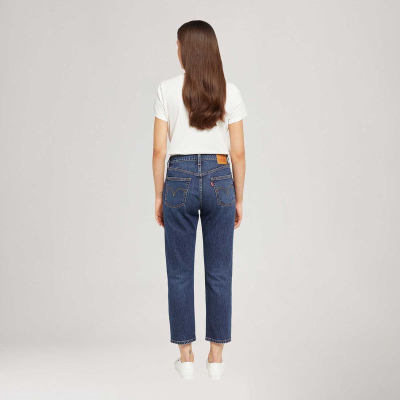 362000342_levis-2.jpg