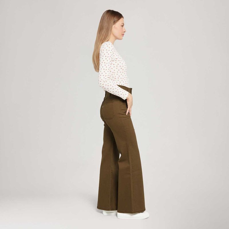 001UR0002_levis-2.jpg