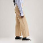 A86970001_levis-2.jpg
