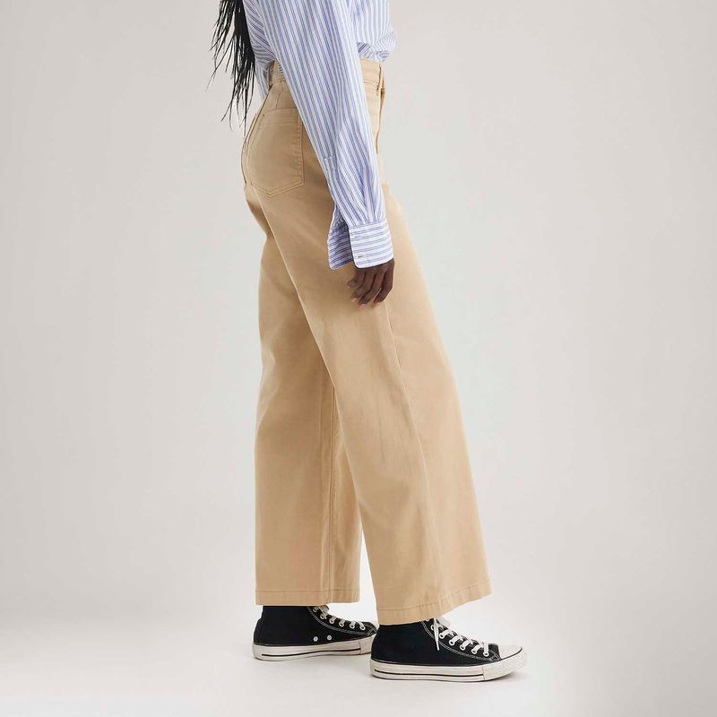 A86970001_levis-2.jpg