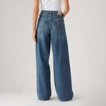 A87010009_levis-3.jpg