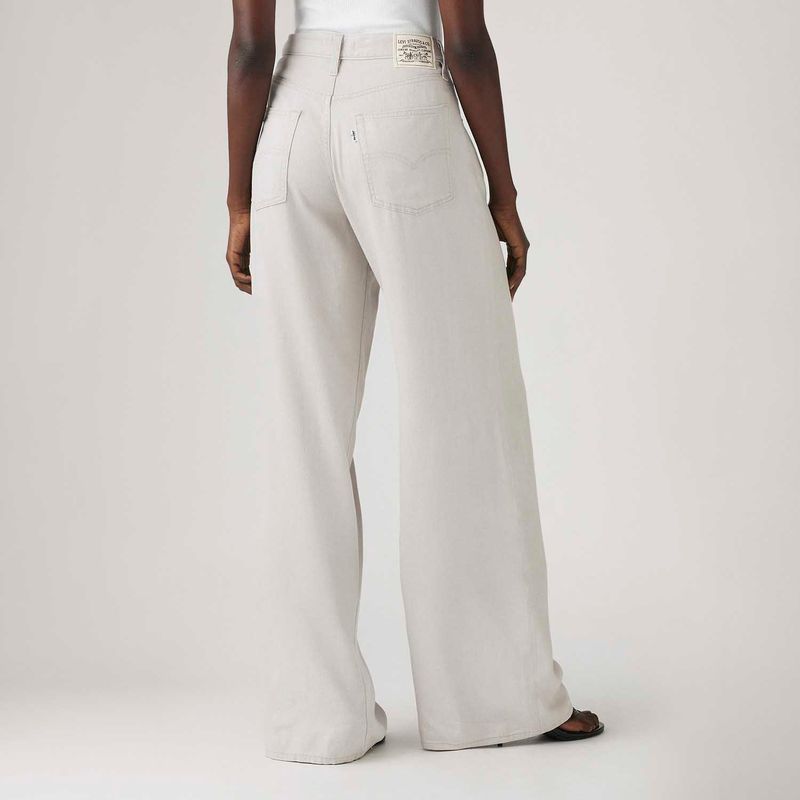 A87010018_levis-3.jpg