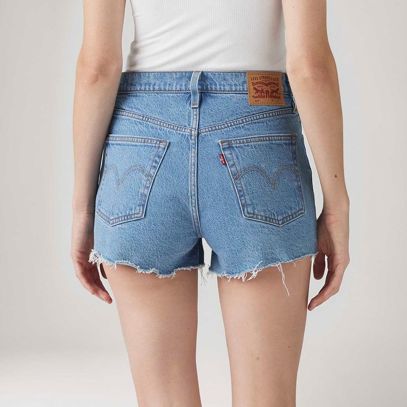 563270458_levis-5.jpg