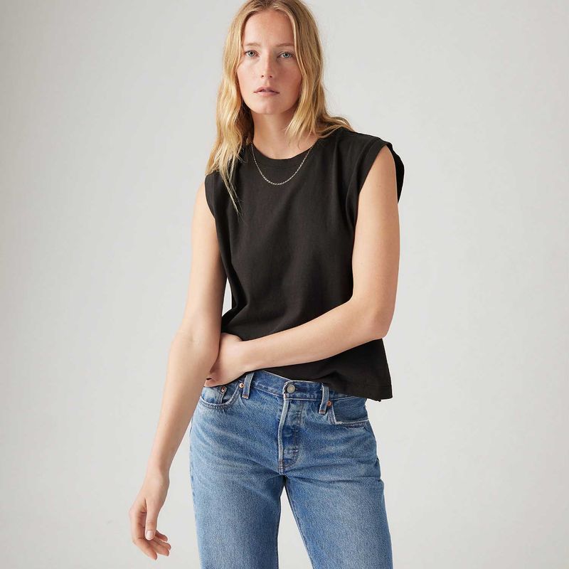 A87940008_levis-3.jpg