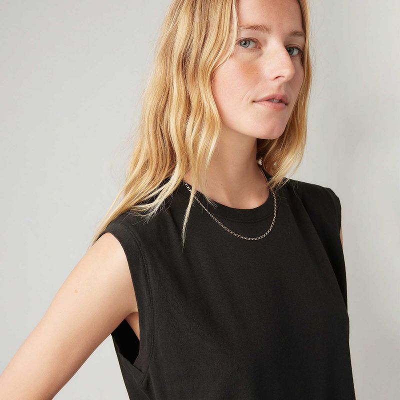 A87940008_levis-4.jpg