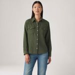 868320042_levis-1.jpg