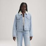 361360071_levis-1.jpg