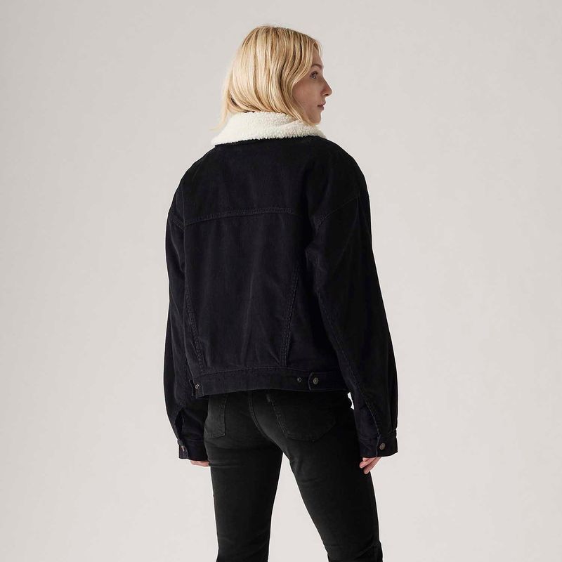 A44350050_levis-3.jpg