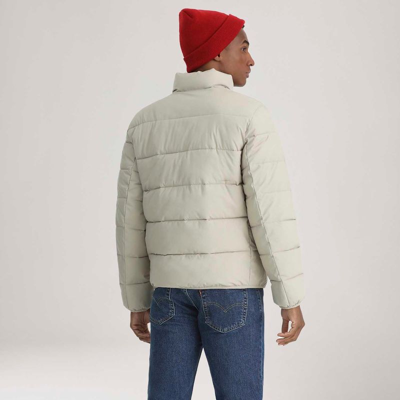 594910476_levis-3.jpg