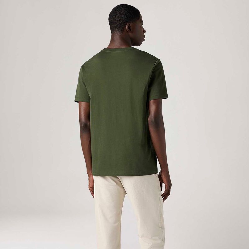 LB0010577_Levis-3.jpg