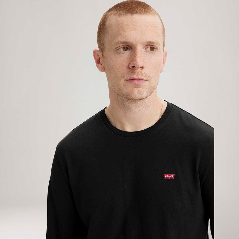 LB0020197_Levis-2.jpg