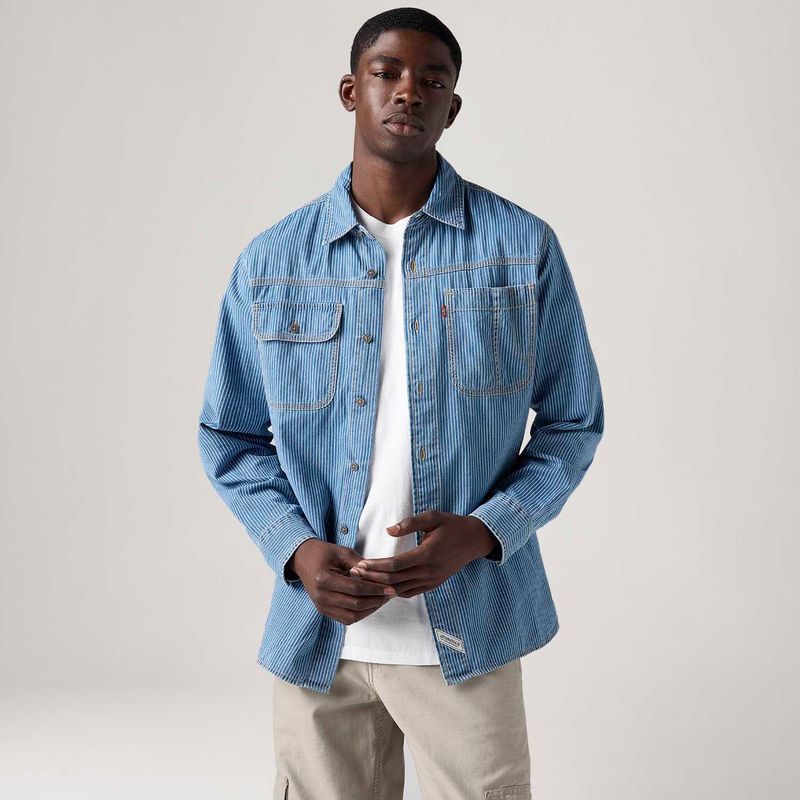 A72240010_Levis-1.jpg
