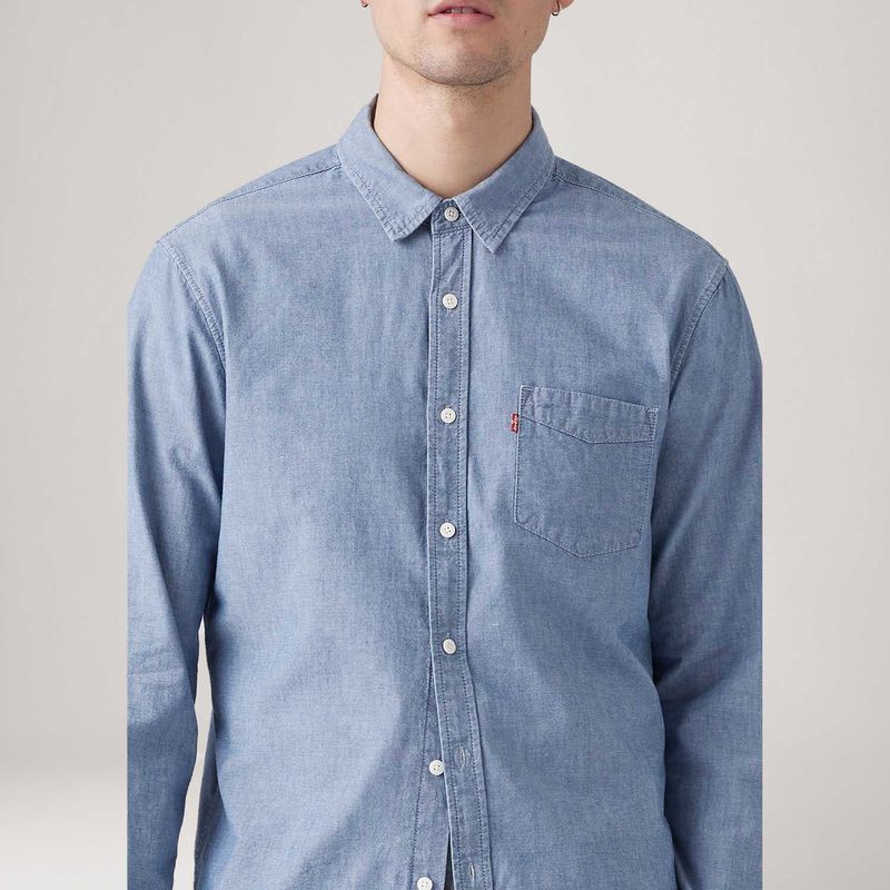 857480289_Levis-2.jpg