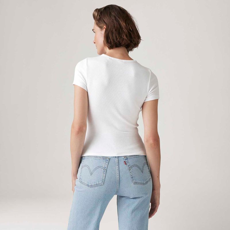001J30006_Levis-2.jpg
