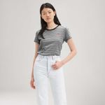 391850087_Levis-1.jpg