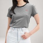 391850087_Levis-2.jpg