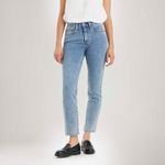 188830276_Levis--1.jpg