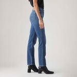 188830303_Levis--3.jpg