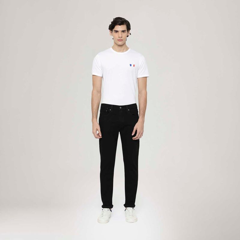288331282_Levis--1.jpg