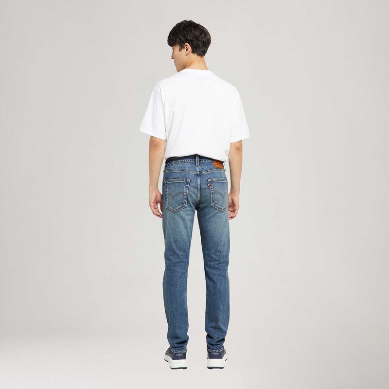 288331421_levis-3.jpg