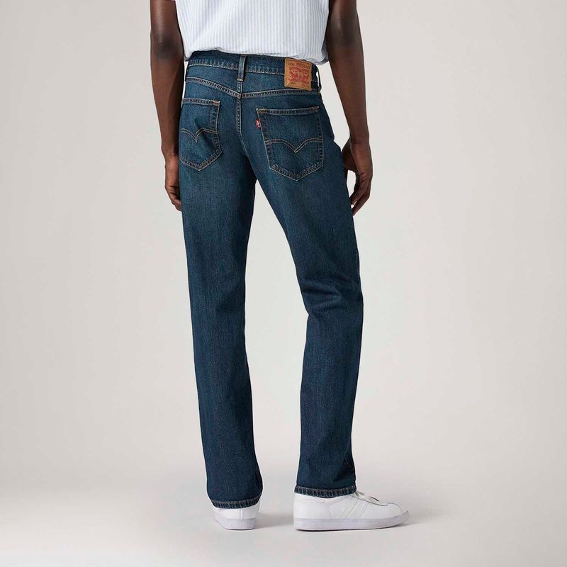 005141905_levis-3.jpg