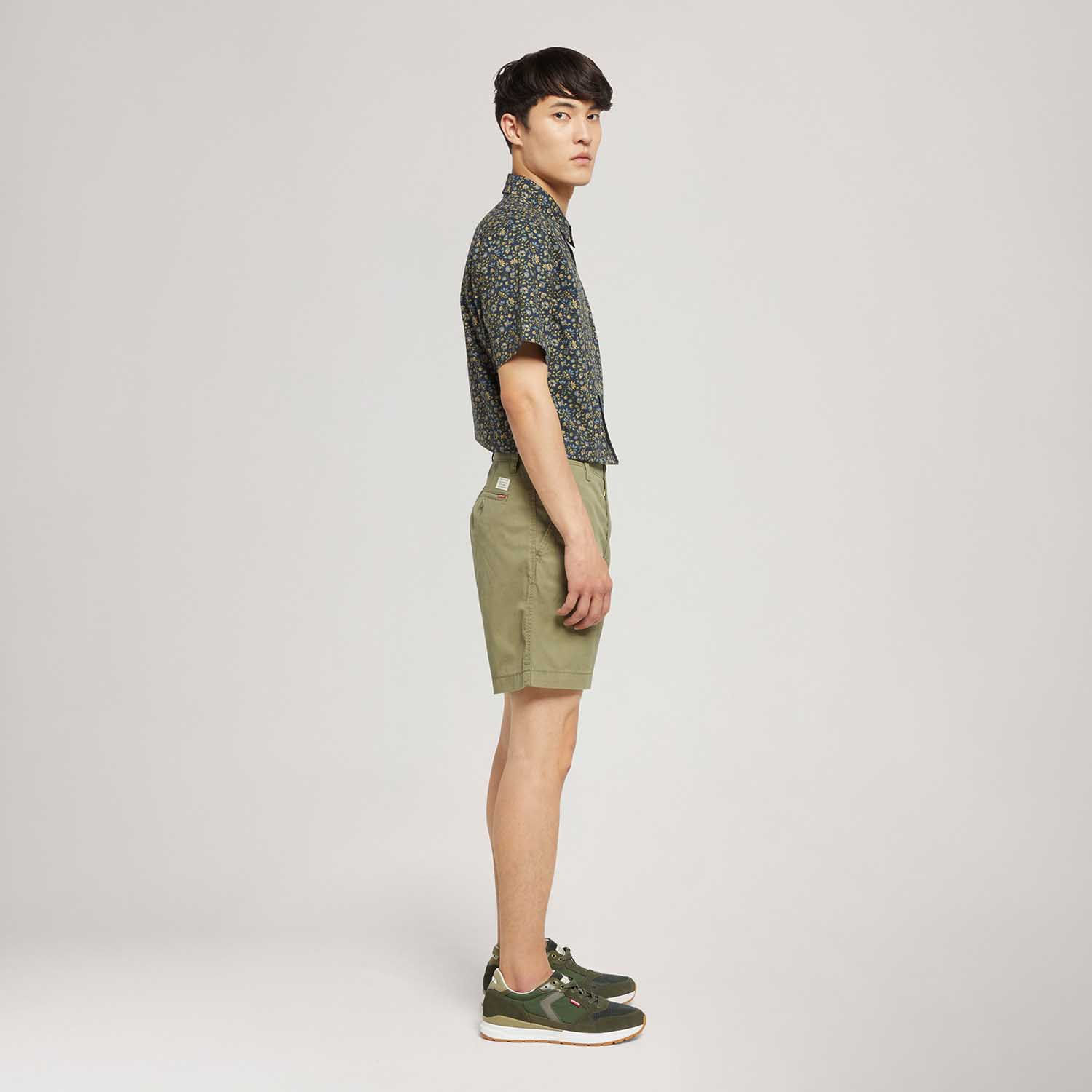 Bermuda Levi's® XX Chino Authentic II Verde - Levi's® Brasil