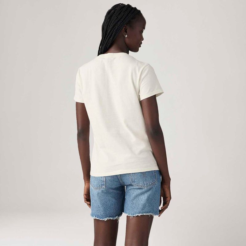 LB0010684_levis-4.jpg