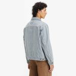 jaqueta_jeans_levis_sunrise_trucker_listrada_A48200007_000-02.jpg