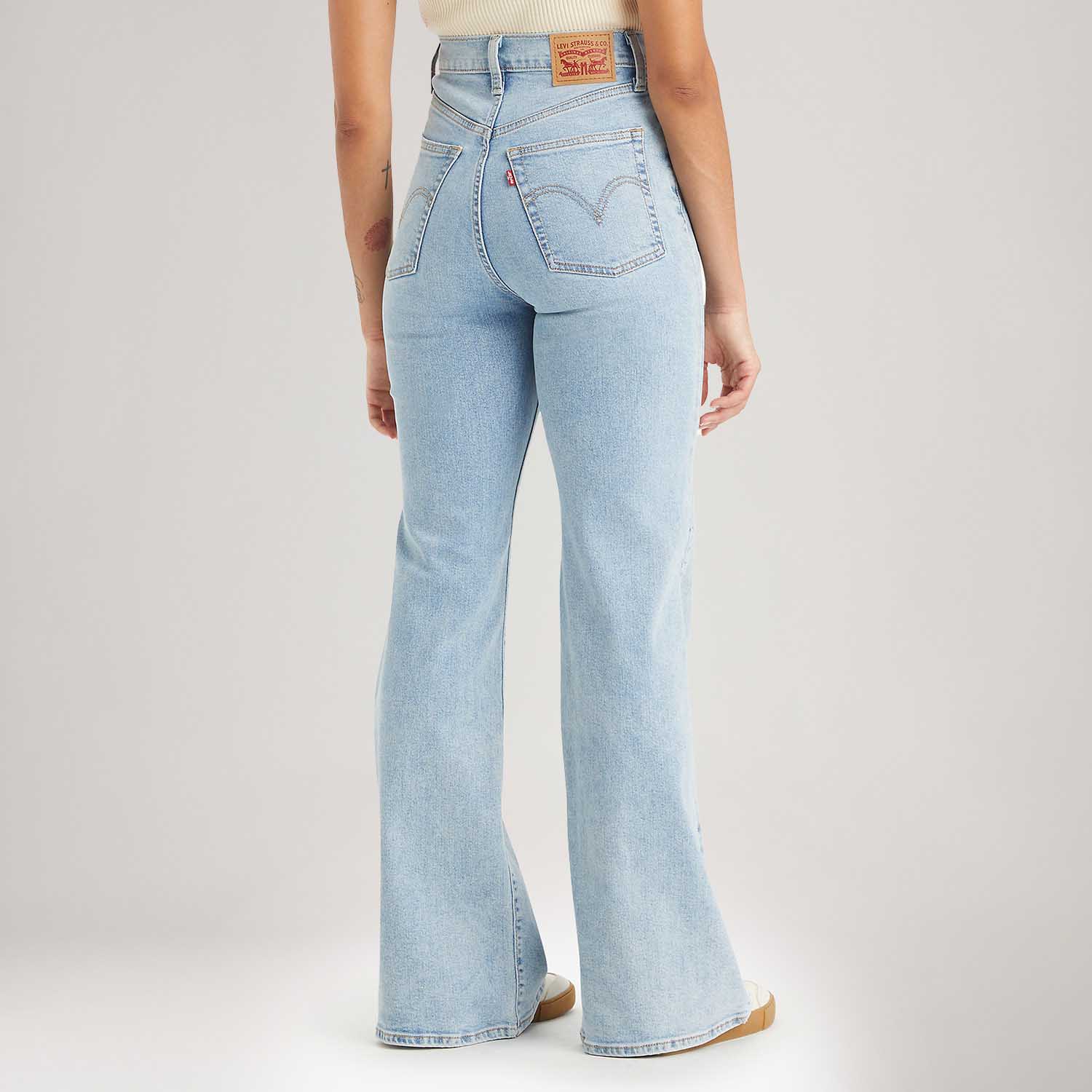 Calça Jeans Levi's® Ribcage Bells Lavagem Clara - Levi's® Brasil