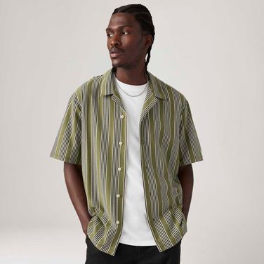 Camisa Levi's® Knit Camp Verde com Listras Manga Curta
