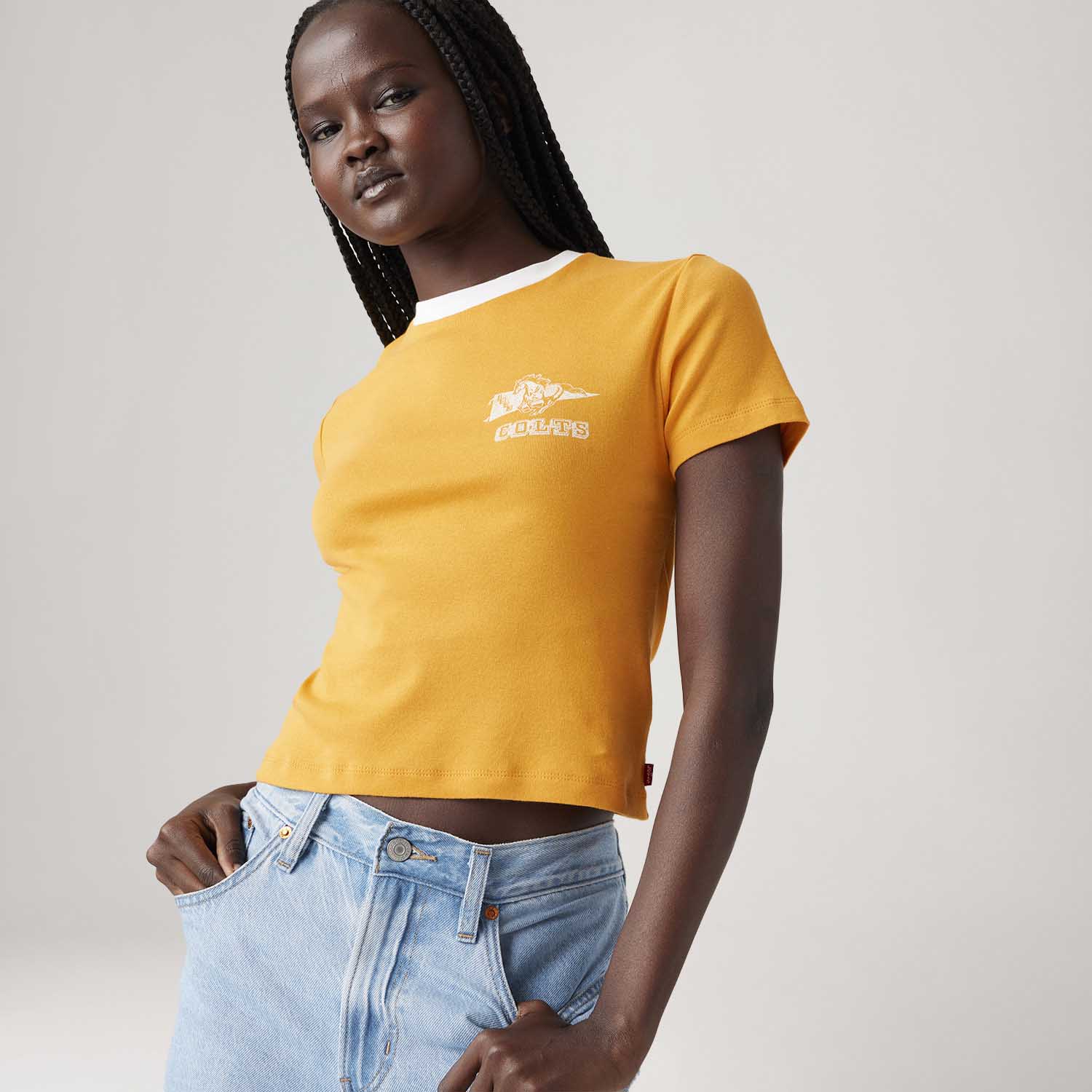 Camiseta Levi's® Essential Sporty Amarela Manga Curta - Levi's® Brasil