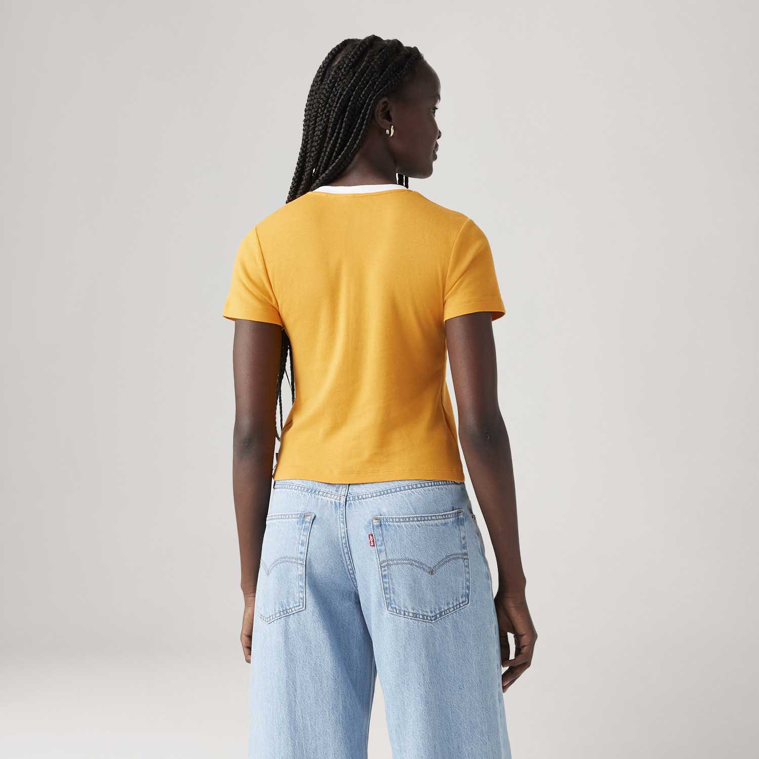 Camiseta Levi's® Essential Sporty Amarela Manga Curta - Levi's® Brasil