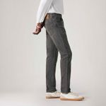 288331426_levis-2.jpg