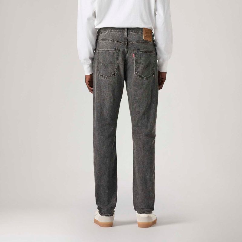 288331426_levis-3.jpg