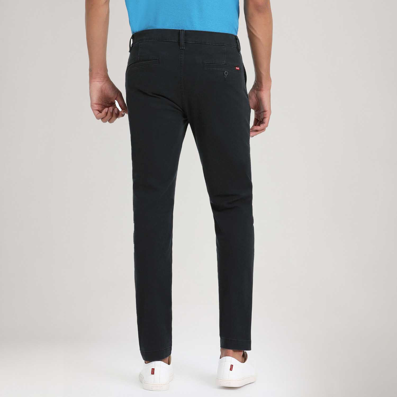 Calça Levi's® XX Chino Slim Tapper III Preto - Levi's® Brasil