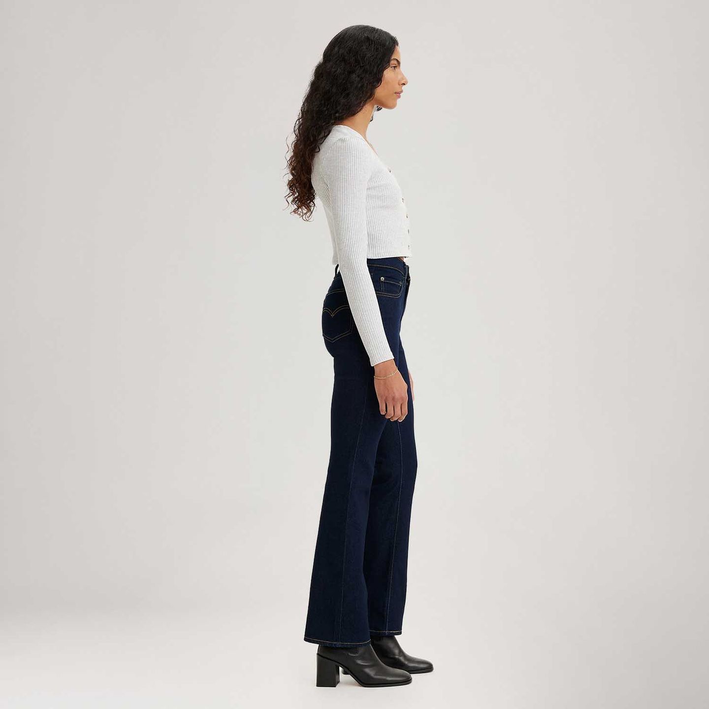 Calça Jeans Levi's® 725® High Rise Bootcut Lavagem Escura - Levi's